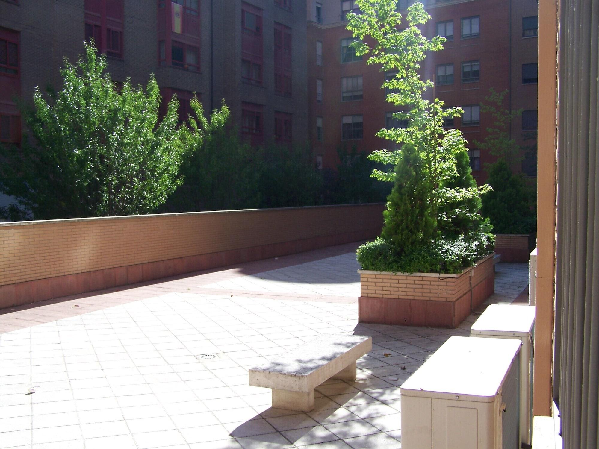 וייאדוליד Washington Parquesol Suites & Hotel מראה חיצוני תמונה