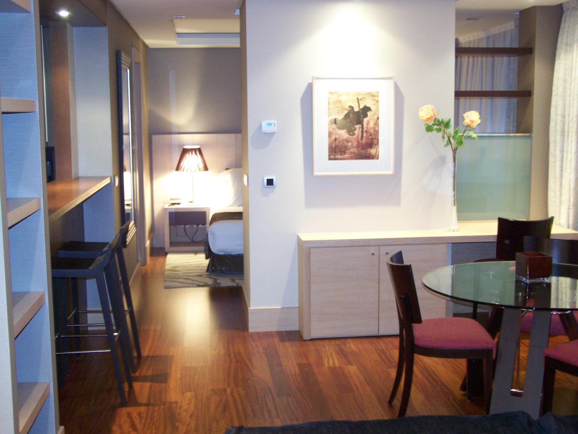 וייאדוליד Washington Parquesol Suites & Hotel מראה חיצוני תמונה
