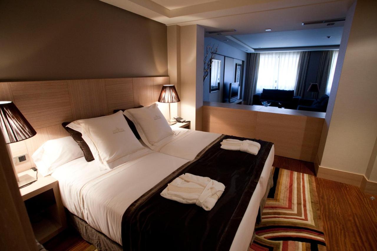 וייאדוליד Washington Parquesol Suites & Hotel מראה חיצוני תמונה